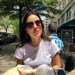 Meet your Posher, Carolina